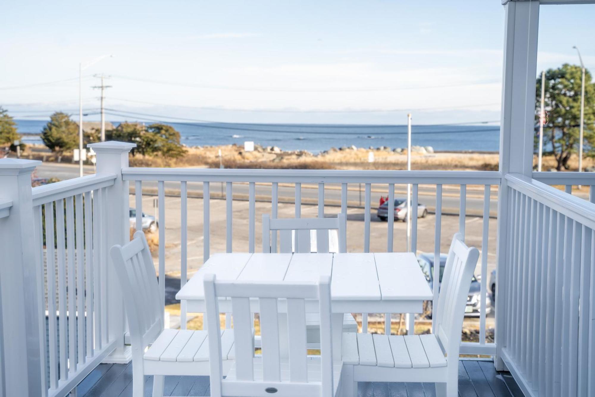 935 Ocean, A Beachside Inn Hampton Kültér fotó